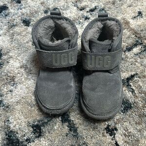 UGG Neumel II Graphic Slip On Boot Kid Size 11 Gray